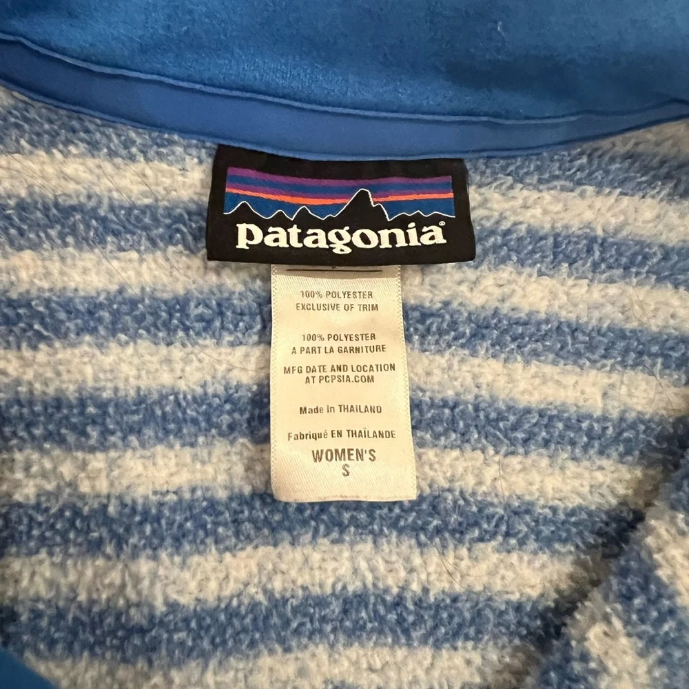 Patagonia blue and white striped pullover half-zip fleece sweater Women’s Small - Picture 2 of 3